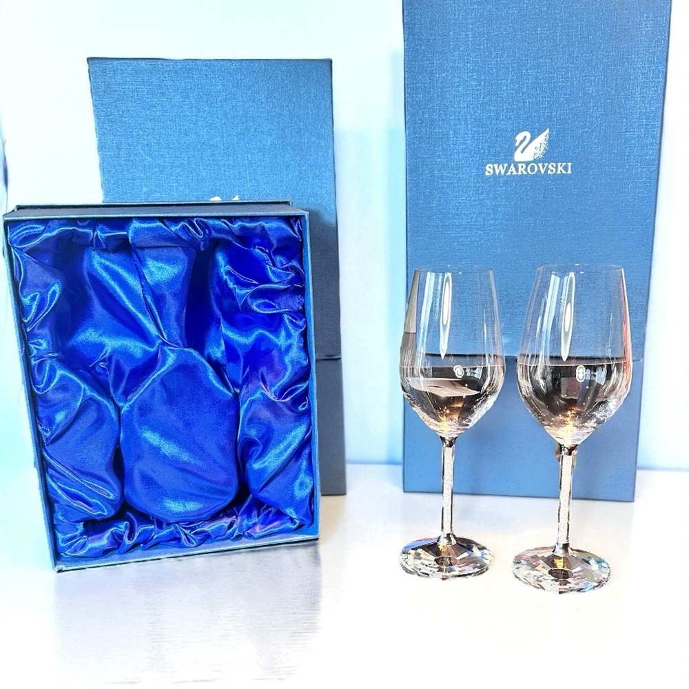 Swarovski Crystal Filled Stem 9.5” Wine Glasses - Set of 2 (Excellent Condition)